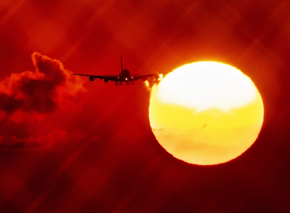 I en ny rapport från Fores ifrågasätts flygskammen som en drivkraft bakom att allt fler slutar flyga.