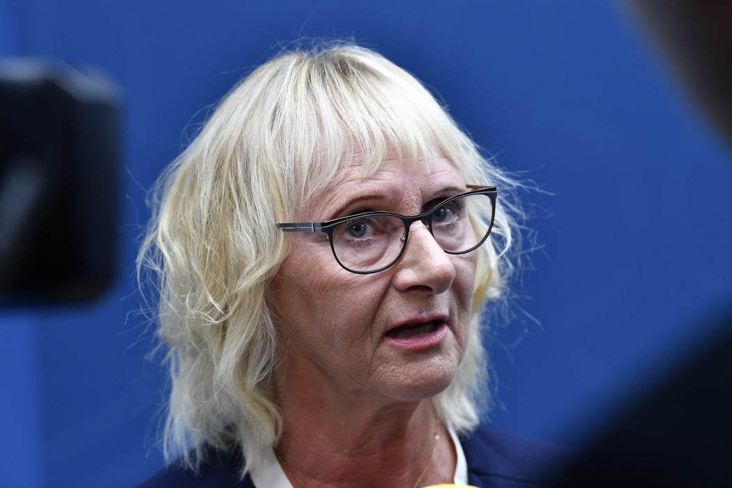Lena Micko (S), civilminister.