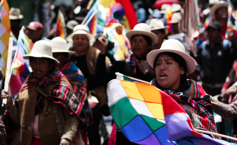 Anhängare till tidigare presidenten Evo Morales demonstrerar i La Paz i mitten av november.