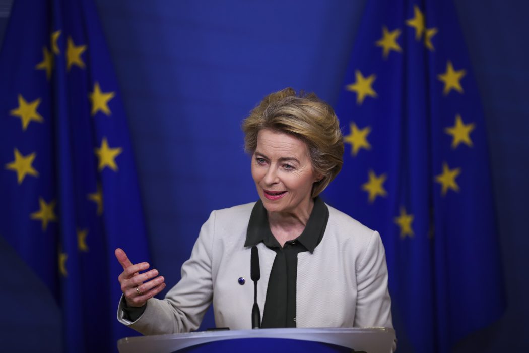 European Commission President Ursula von der Leyen gives a press statement on the European Green Deal at the European Commission headquarters in Brussels, Wednesday, Dec. 11, 2019. In her bid to lead the EU toward climate neutrality, European Commission president Ursula von der Leyen wants to put up 100 billion euros (dollars 130 billion U.S.) to help member countries that still heavily rely on fossil fuels transition to lower emissions. (AP Photo/Francisco Seco) FS103 EU-kommissionens nya ordförande Ursula von der Leyen lägger fram sin "gröna giv" för klimatneutralitet i EU år 2050
