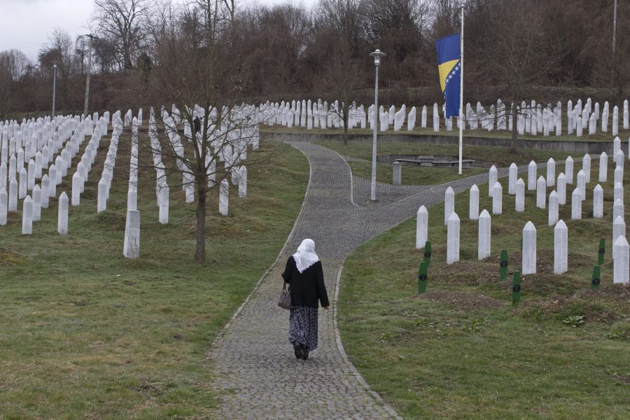 Minnesplatsen för offren i Srebrenica.