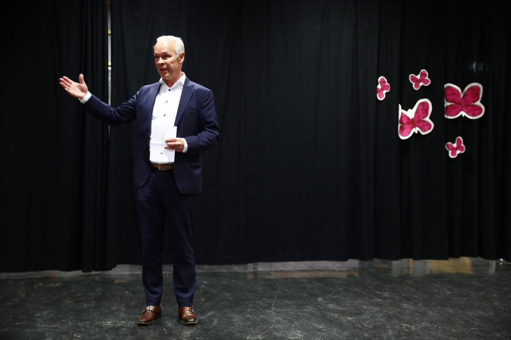 Norges kunskaps- och integrationsminister Jan Tore Sanner nämns som en kandidat till finansministerposten.