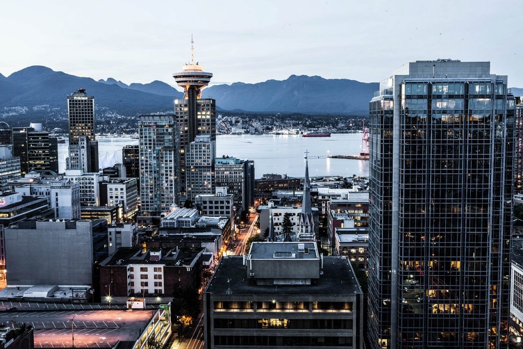 Rapporten Basic Income: Some Policy Options for Canada, tar upp olika förslag för att kunna införa skattefinansierad basinkomst i hela Kanada.