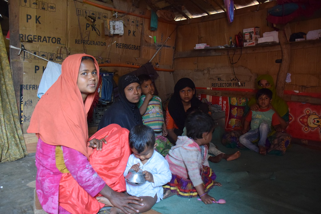 Rohingyaflyktingarna i Indien utsätts för diskriminering och hotas dessutom att deporteras tillbaka till förföljelserna i hemlandet Myanmar.