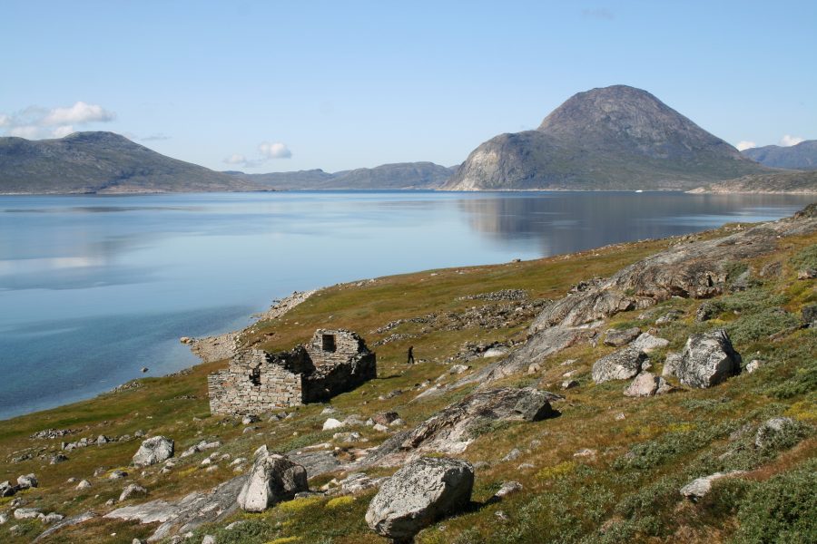Resterna av Hvalsey kyrka, som var del av en vikingabosättning på södra Grönland.