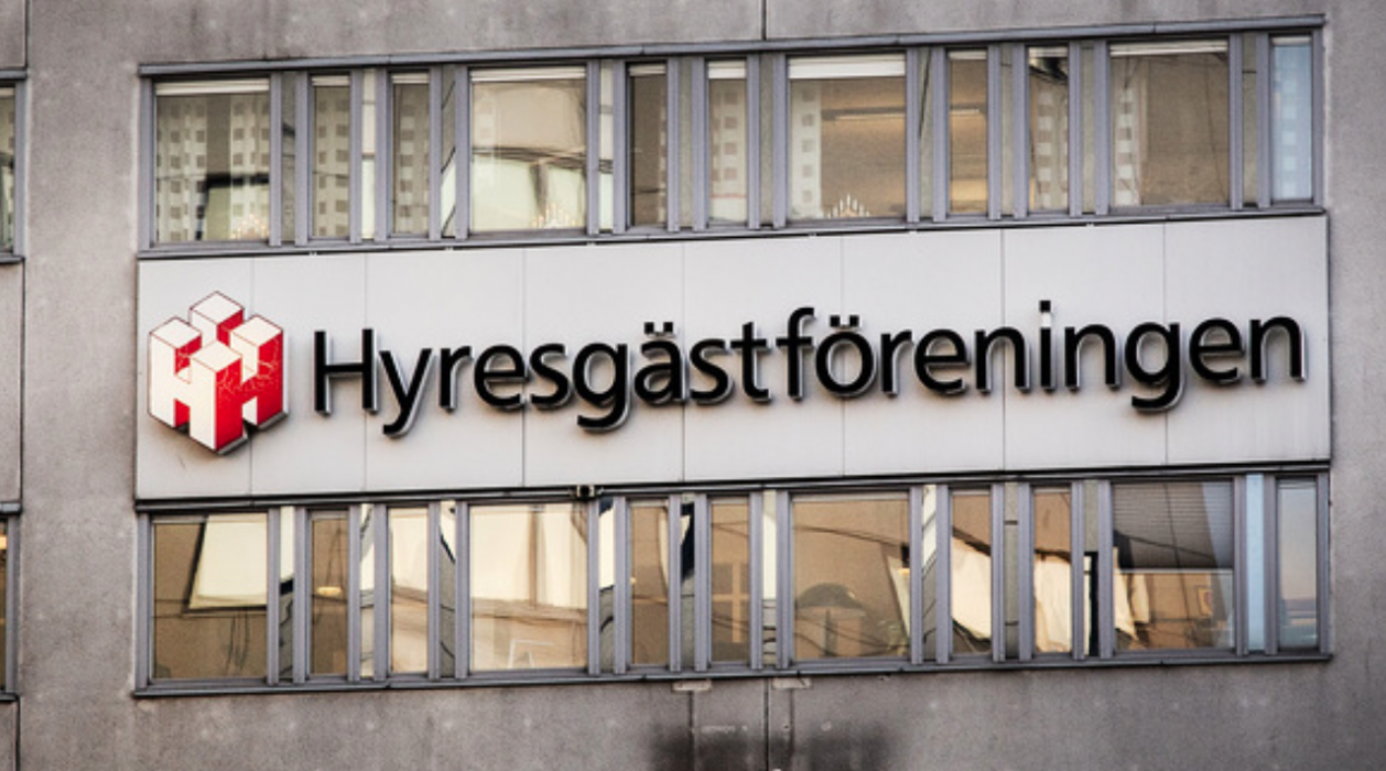 Den regionala styrelsen för Hyresgästföreningens västra region sidsteppas med omedelbar verkan av förbundsstyrelsen.