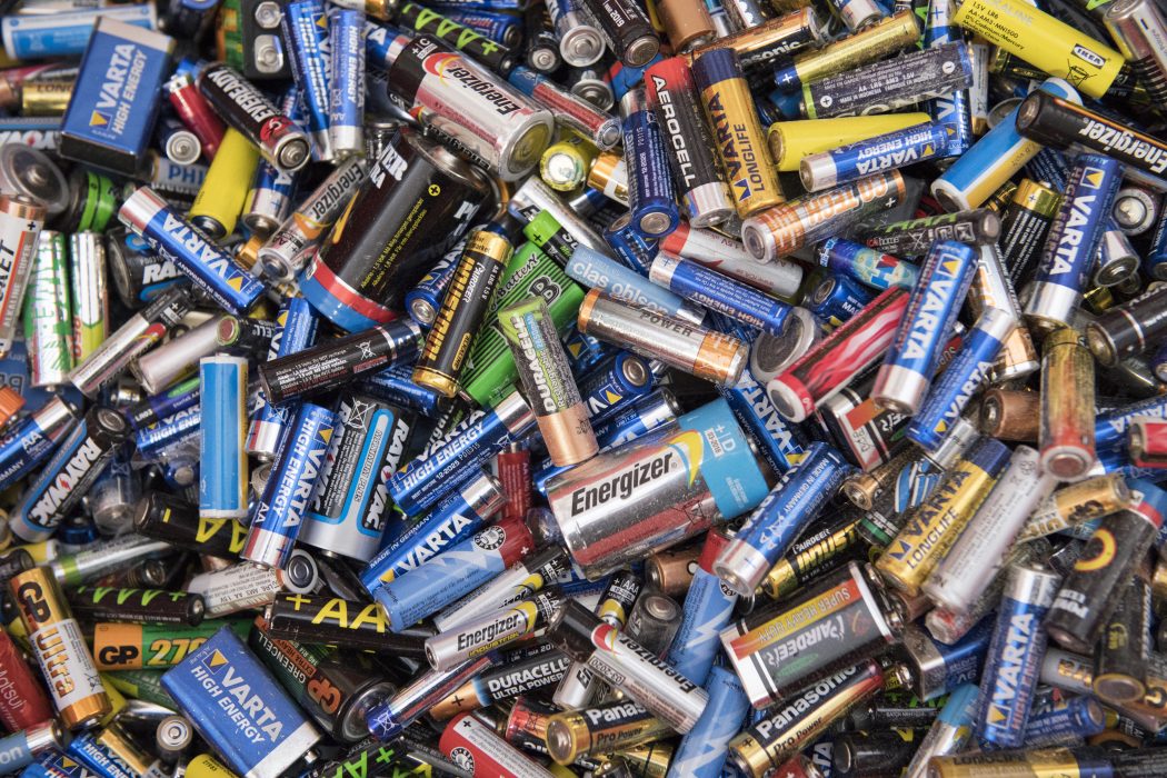Batteriavfall har dumpats i anslutning till bostadshus, bekräftar åklagare.