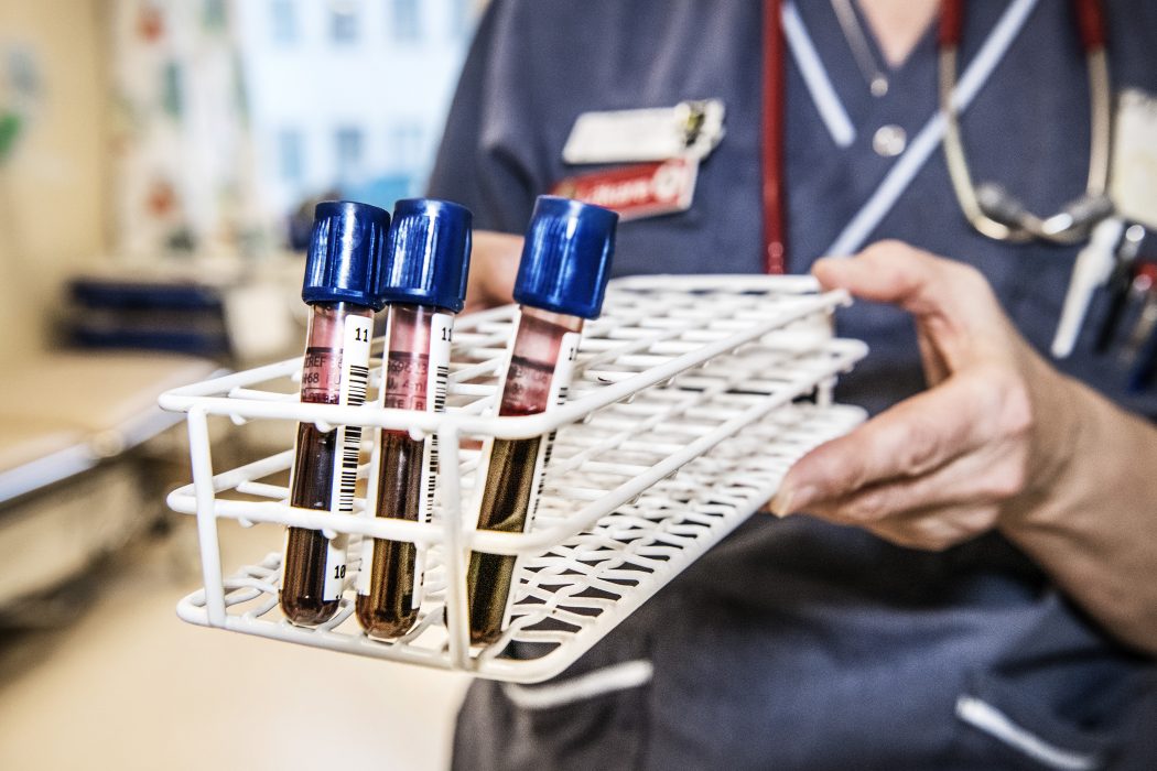 Provtagning på en allergimottagning, Sachsska barn- och ungdomssjukhuset vid Södersjukhuset i Stockholm.
