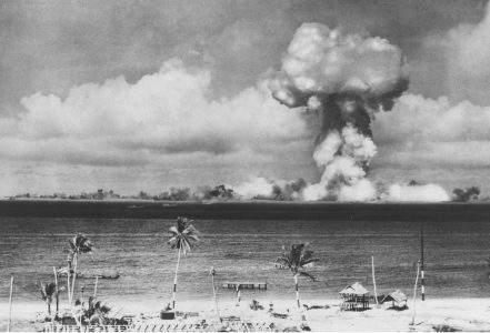 Atombomben på Bikini atollen.