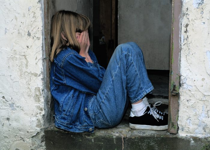 girl-jeans-kid-loneliness-236215