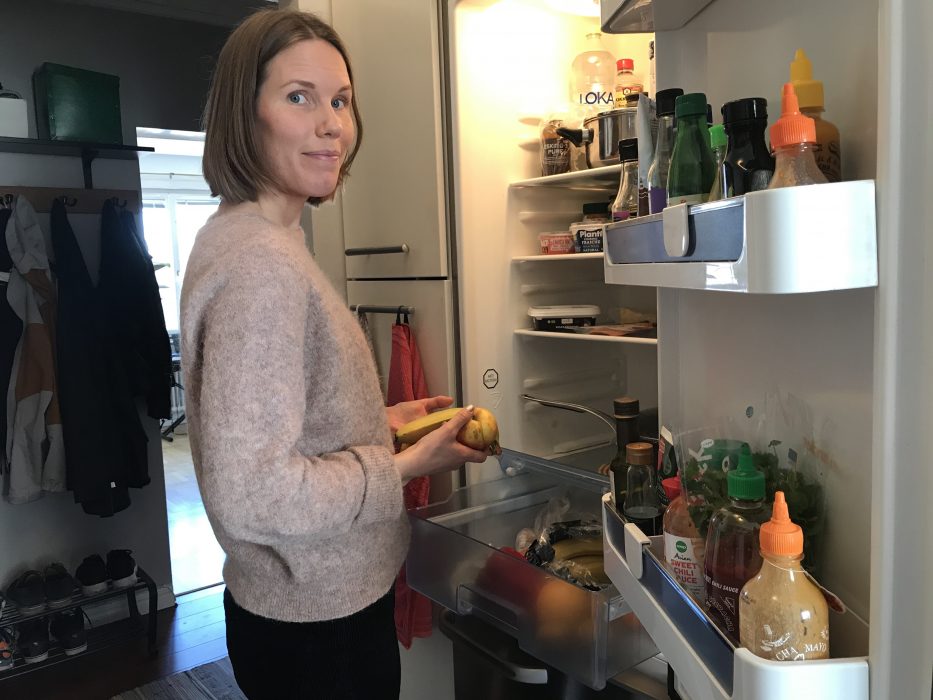 "Det behövs en större omställning än att jag som ensam konsument väljer att göra en förändring", säger Emma Moberg, doktorand inom livscykelanalys och miljömässigt hållbar livsmedelskonsumtion vid SLU.