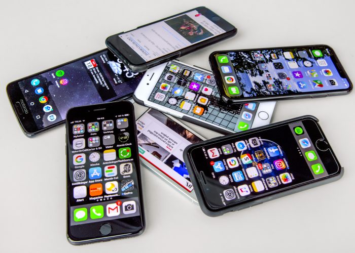 MOBILTELEFONER