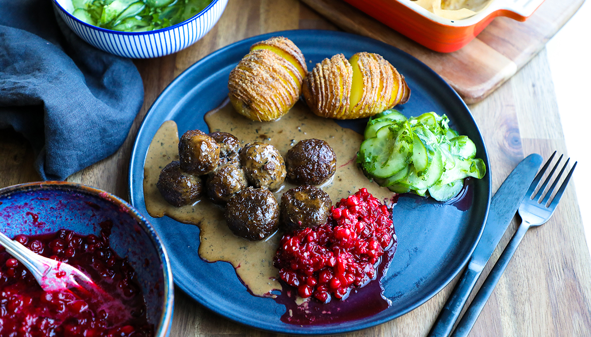Husmanskost ligger många varmt om hjärtat och det nya teveprogrammet vill visa att det går lika bra med veganskt.