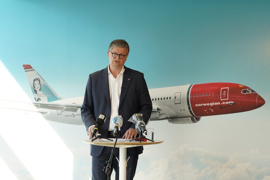 Jakob Schram tycker att Sverige och Danmark borde ha gett Norwegian mer skattepengar.