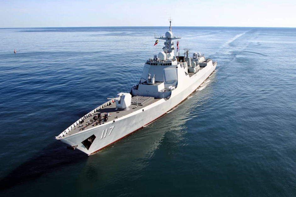 En olycka har fått dödlig utgång ombord på ett iranskt militärfartyg i Omanbukten.