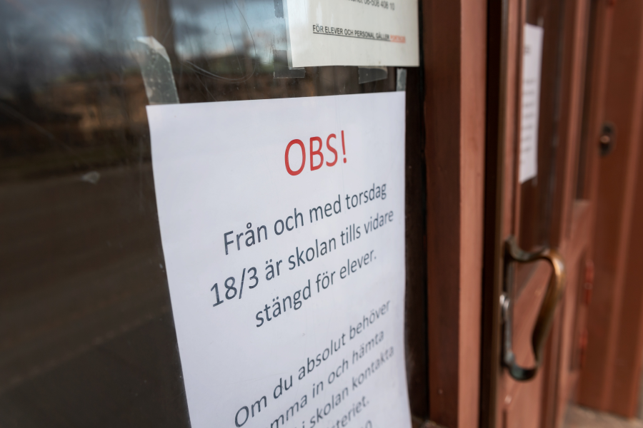 Landets gymnasieskolor har hållit stängt sedan den 18 mars.