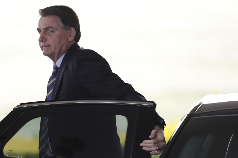 Brasiliens president Jair Bolsonaro har tappat stöd under coronakrisen.