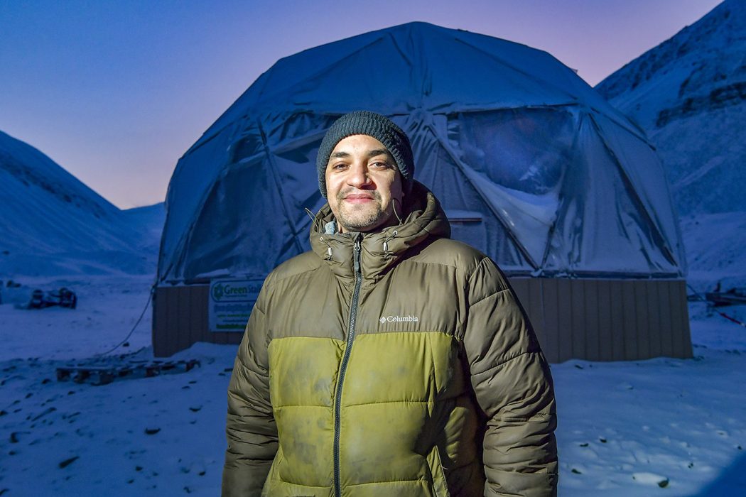 Amerikanen Benjamin Vidmar flyttade till Svalbard för att jobba som kock.