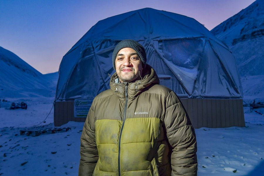Amerikanen Benjamin Vidmar flyttade till Svalbard för att jobba som kock.