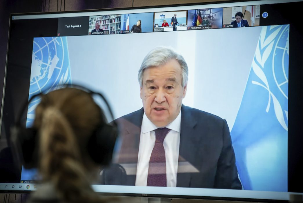 FN:s generalsekreterare Antonio Guterres håller tal under Petersberg-dialogen, 28 april 2020.