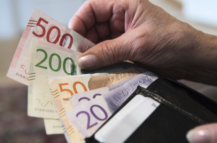 Sveriges a-kassor vill att regeringen ska skjuta till pengar för att finansiera de ökade utgifterna.
