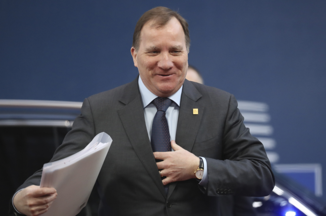 Statsminister Stefan Löfven (S) på väg in till ett tidigare EU-toppmöte i Bryssel.