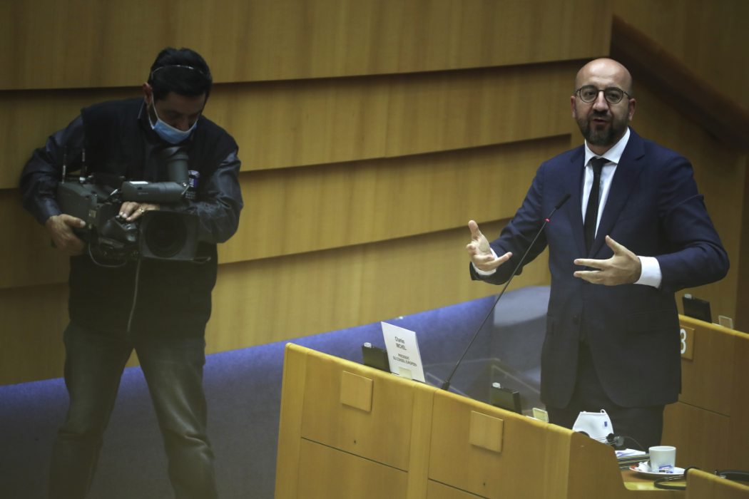 EU:s permanente rådsordförande Charles Michel talar till EU-parlamentets ledamöter under torsdagen.