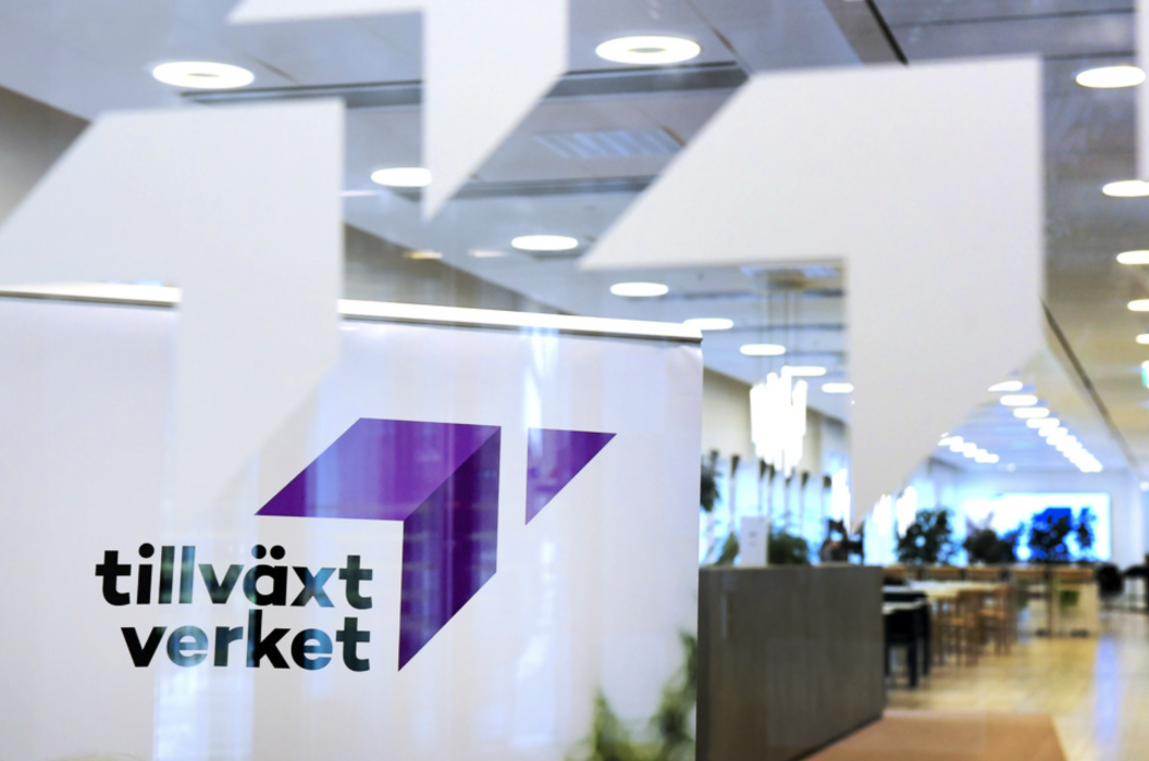 Det var Tillväxtverket som i mars i år fick uppdraget av regeringen att hantera utbetalningarna av stödet för korttidsarbete.