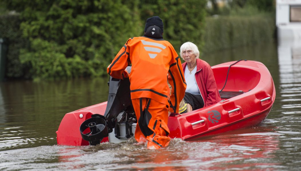 Omkring 100 hushåll evakuerades i översvämningen i Hallsberg 2015.
