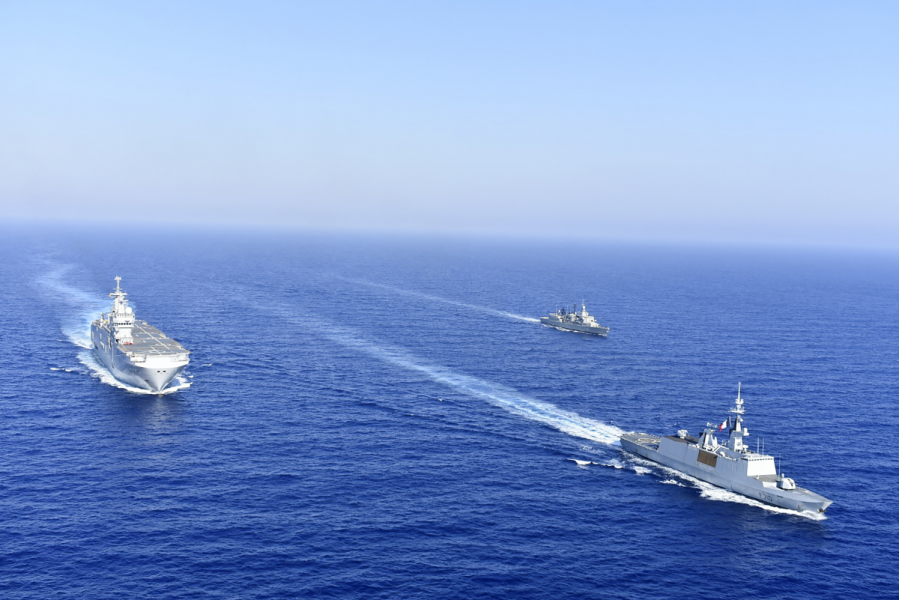 Franska och grekiska örlogsfartyg i Medelhavet tidigare i augusti.