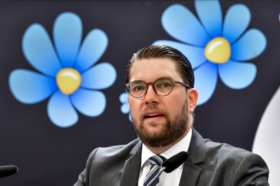 Sverigedemokraternas partiledare Jimmie Åkesson håller presskonferens med anledning av de migrationspolitiska samtalen.