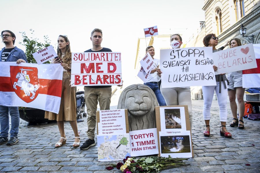 I stort sett varje dag sedan det av omvärlden utdömda valet i Belarus har belarusier i Stockholm samlats för att manifestera och sprida kunskap om situationen i hemlandet.