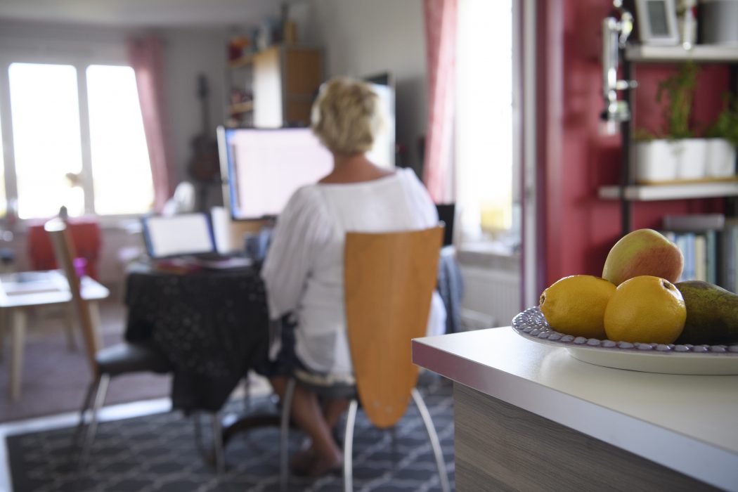 Hemarbete har blivit vanligare för många under coronapandemin.