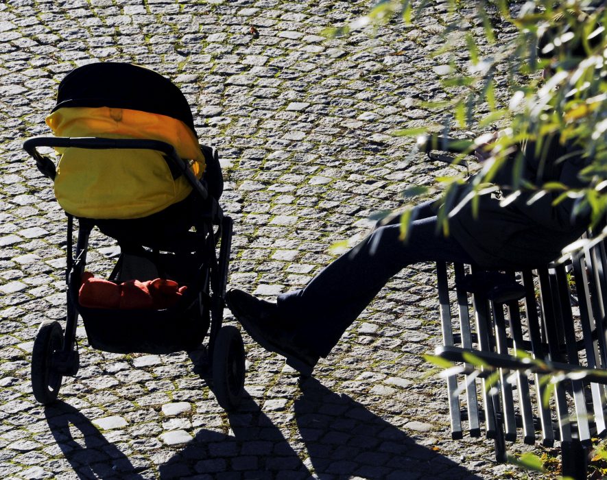 Arbetsdomstolen slår fast att pappan missgynnats i strid med föräldraledighetslagen.
