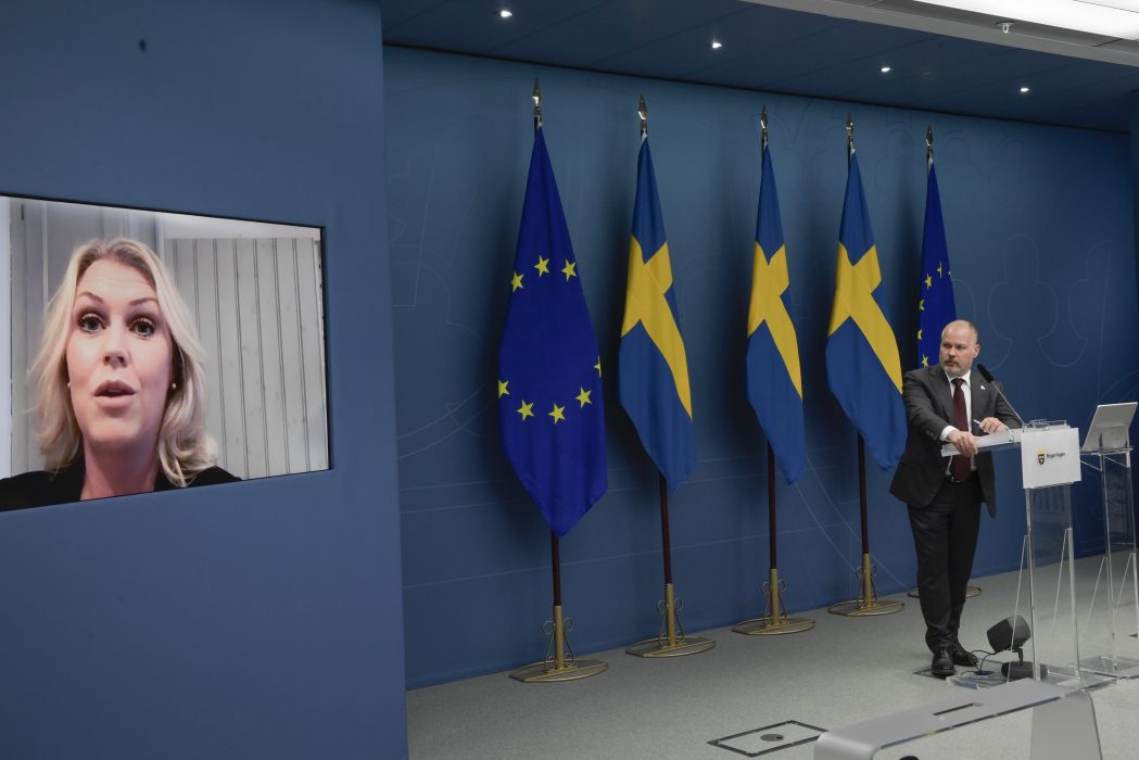 Justitieminister Morgan Johansson och socialminister Lena Hallengren presenterade satsningarna på en pressträff.