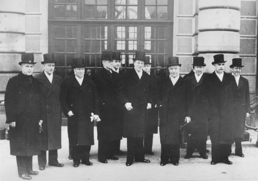 Ernst Wigforss, trea från höger, ingick i många regeringar mellan 1925 och 1949.