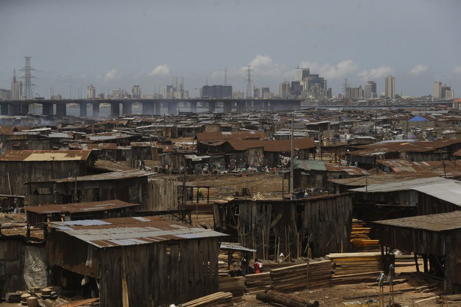 Slumkvarter i den nigerianska mångmiljonstaden Lagos.