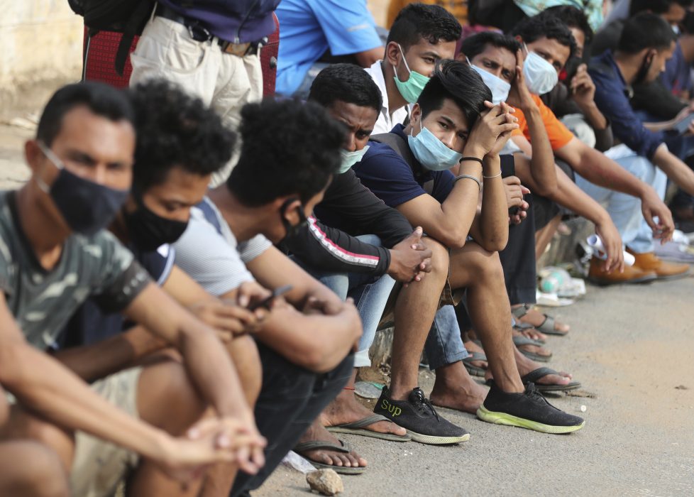 Strandade migrantarbetare i Indien.