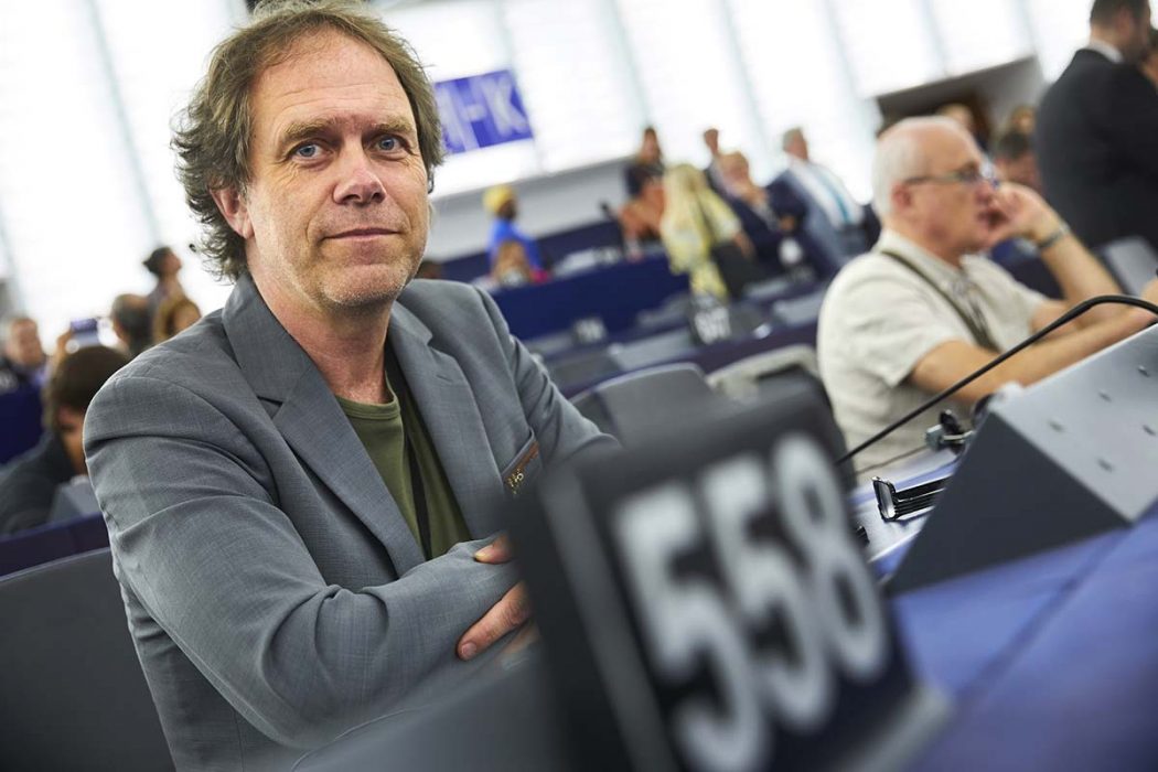 Pär Holmgren (MP) kommer att rösta emot de två förslagen som ska försvåra för både växtköttföretagare och konsumenter i Europa