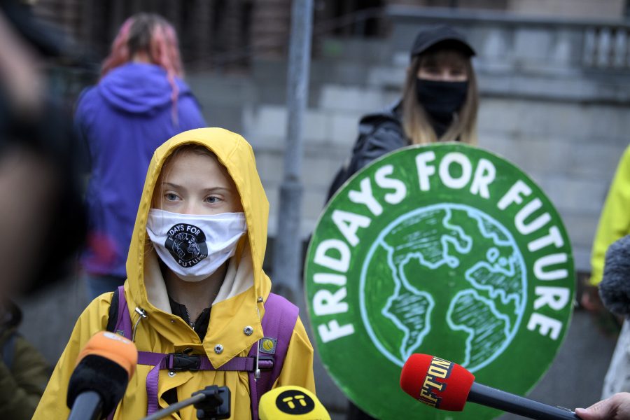 Klimataktivisten Greta Thunberg i en manifestation med Fridays for future.