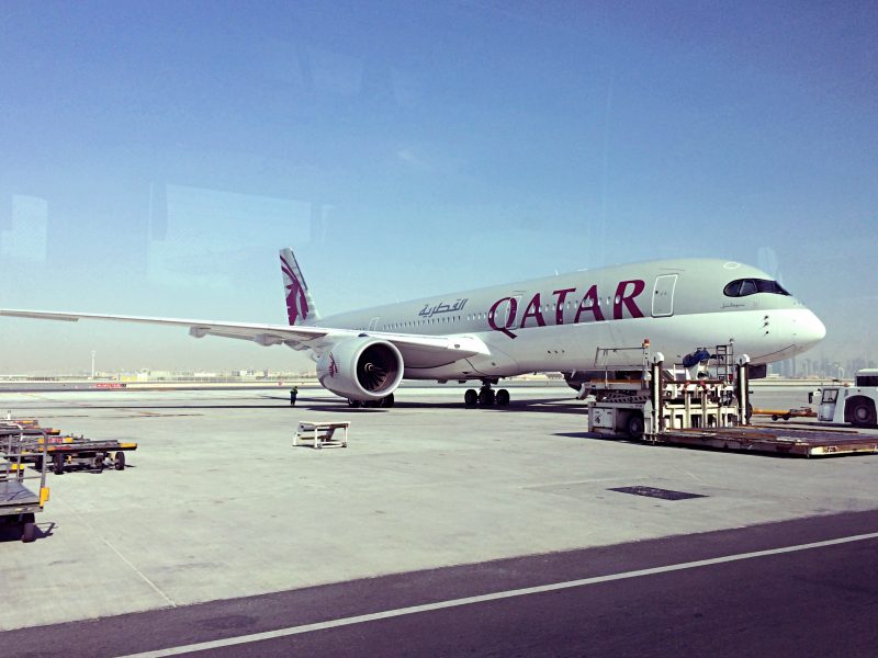En händelse på Dohas internationella flygplats i början av oktober har orsakat en diplomatisk dispyt mellan Qatar och Australien.