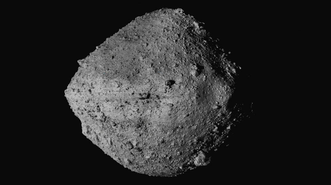 Asteroiden Bennu fotograferad från rymdsonden Osiris-Rex.