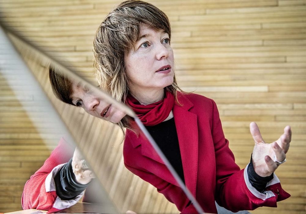 Malin Björk (V) är suppleant i jordbruksutskottet i EU