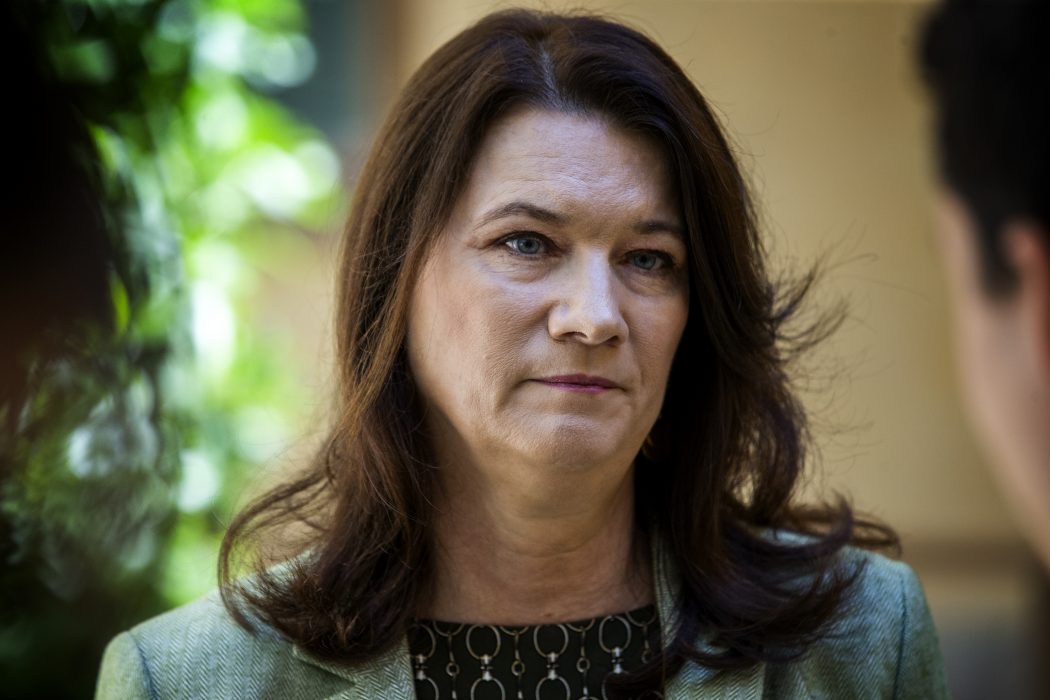 Utrikesminister Ann Linde (S) – kan tvingas få vänta med gratulationerna.