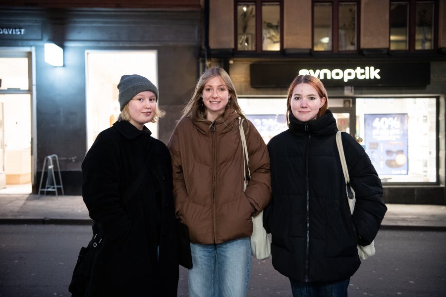 Johanna Fröde, Hanna Sandström och Molli Falk, alla 17 år.
