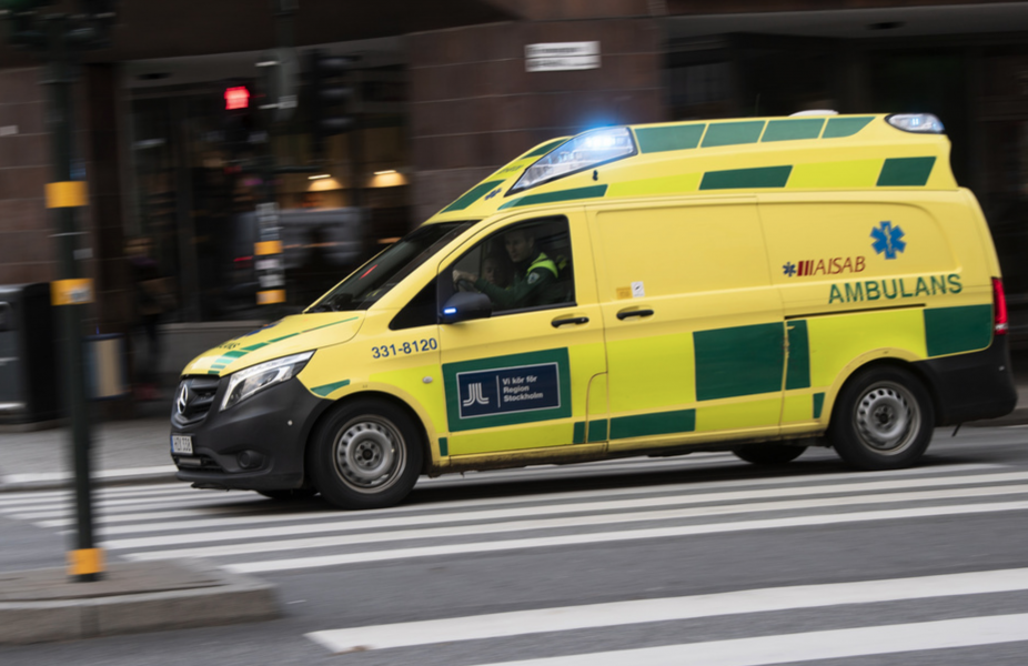 Det är ett högt tryck på ambulanssjukvården just nu i Stockholm.