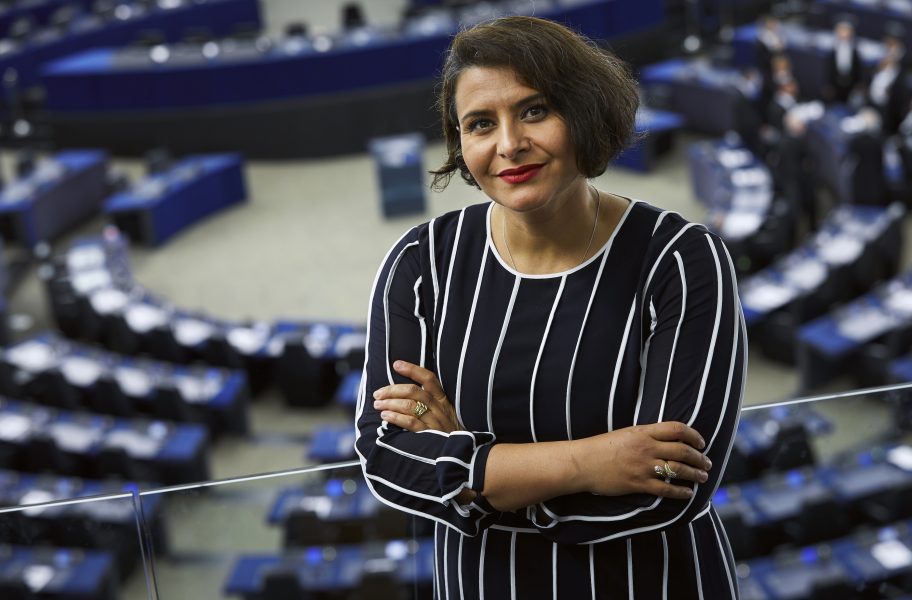 Abir Al-Sahlani, EU-parlamentariker för Centerpartiet, vill se mer kraftfulla åtgärder för att hbtqi-personers rättigheter ska garanteras.