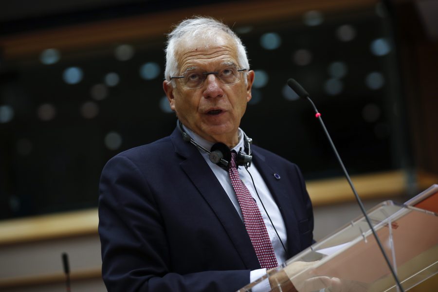 EU:s utrikeschef Josep Borrell gläds åt maktskiftet i USA.