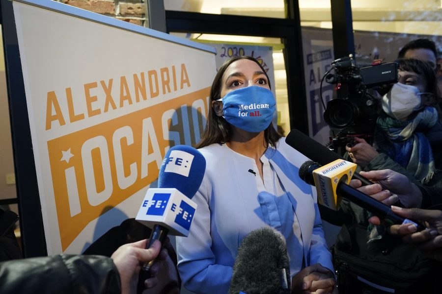 Vänsterfalangen i Demokraterna, med Alexandria Ocasio-Cortez i spetsen, anklagas för att ha skrämt bort väljare.