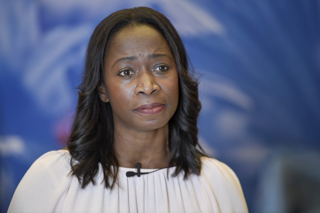 Flera L-medlemmar kräver i ett upprop att partiledaren Nyamko Sabuni deklarerar att partitet kommer att ingå i en borgerlig regering efter nästa val.
